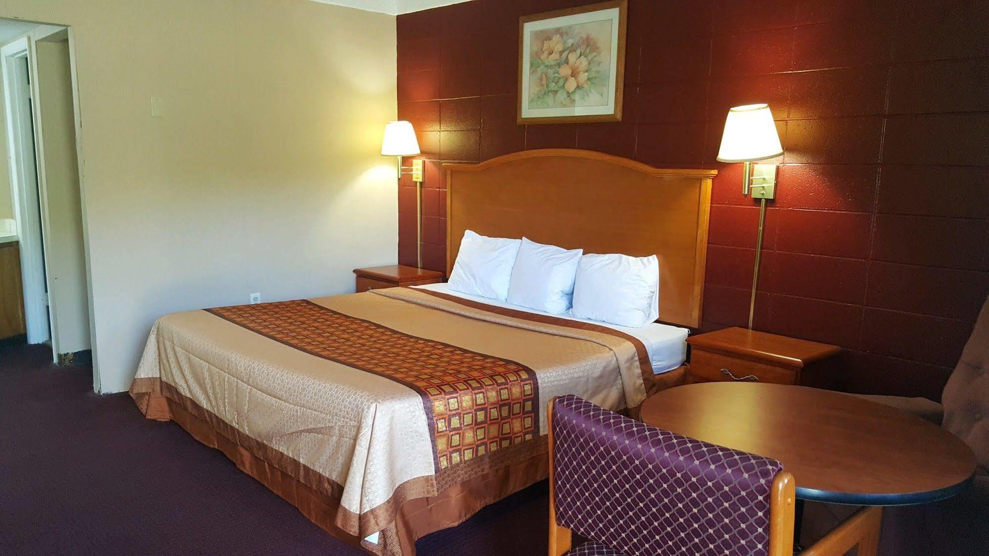 Budget Inn Carthage Exteriör bild